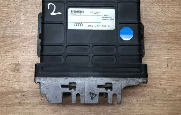 Audi A4 S4 B5 8D Transmission gearbox valve body 01N927733E 5WP2111
