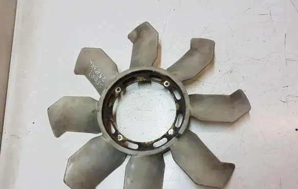 Mitsubishi Montero Viscous fan clutch 