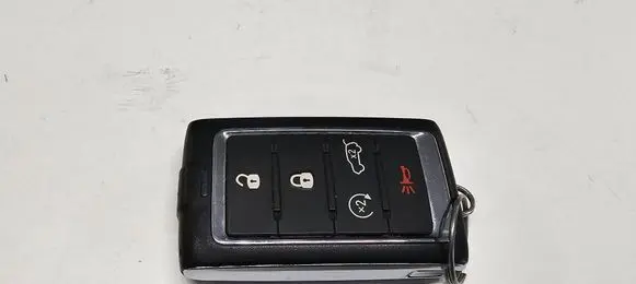 Jeep Grand Cherokee WL Ignition key/card 68377534AB