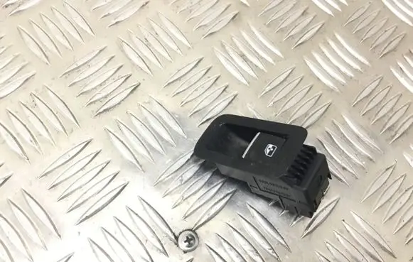 Volkswagen Golf VII Electric window control switch 5G0868345