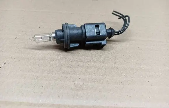 Volkswagen Golf Sportsvan Headlight part 