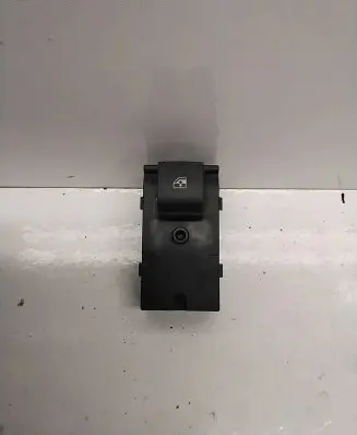 Opel Mokka Electric window control switch 13301888