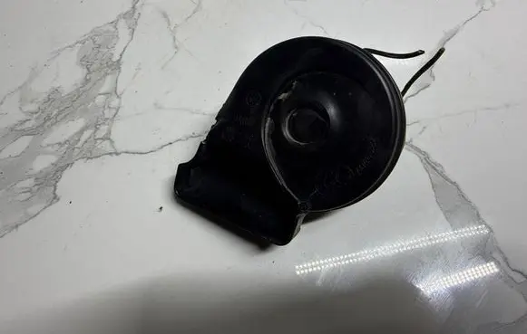 Mercedes-Benz C W204 Horn signal A0065425120