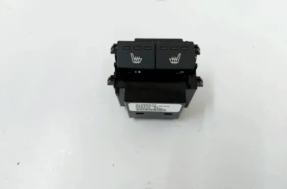 Fog light switch