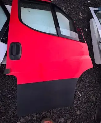 Iveco Daily 6th gen Front door
