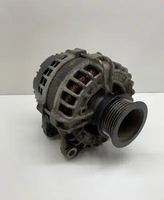 Volvo XC60 Generator/alternator 30659580 0125812009