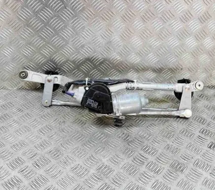Toyota Auris 150 Front wiper linkage and motor AE1593000831 8511002190