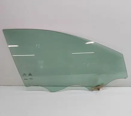 KIA Xceed Front door window glass four-door 82420J7000