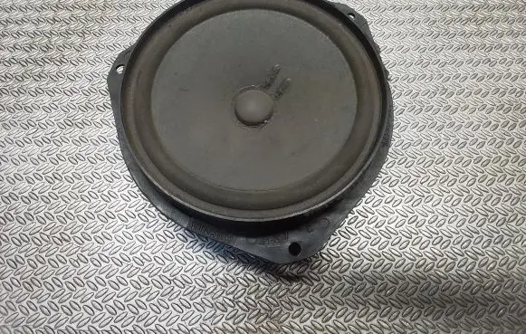 Iveco Daily 35 - 40.10 Front door speaker A0121104