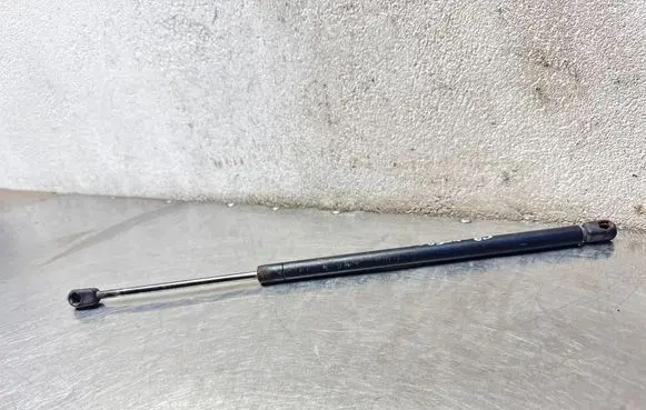Opel Frontera B Tailgate/trunk strut/damper 8972117480