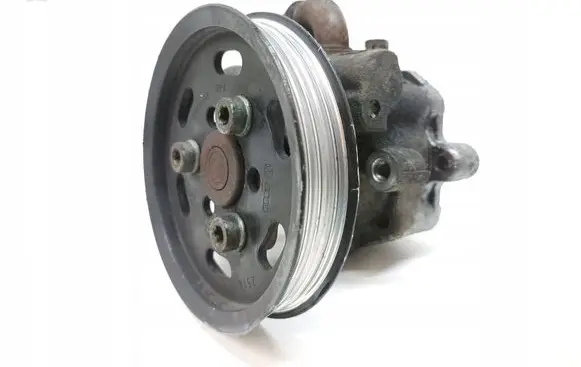 Volkswagen PASSAT B5.5 Power steering pump 8D0145173Q