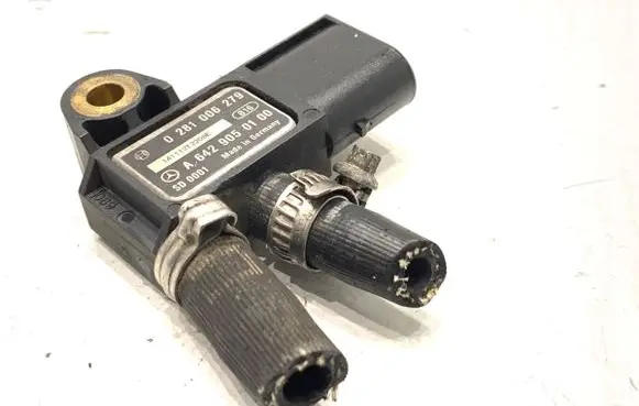 Mercedes-Benz E W212 Exhaust gas pressure sensor A6429050100