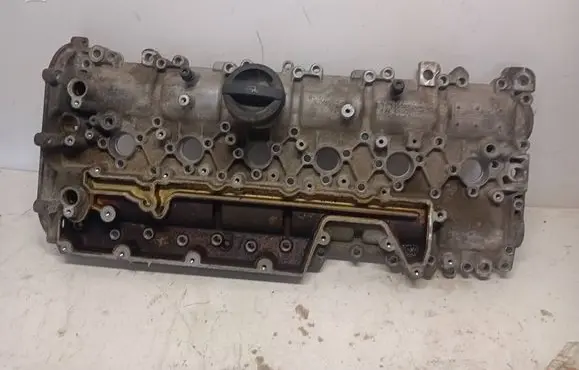 Volvo XC60 Rocker cam cover 