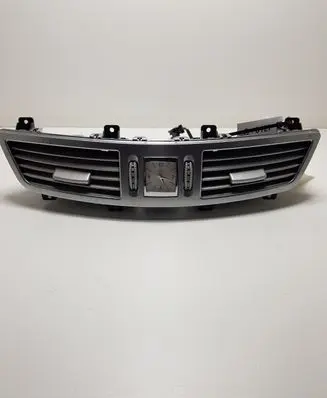 Mercedes-Benz S W221 Dash center air vent grill A2218300954