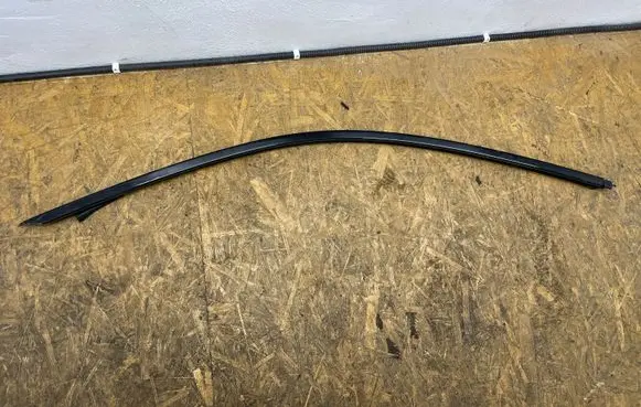 Opel Insignia B Front door trim (molding) 7284415