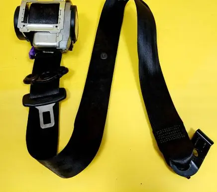Audi A3 S3 8P Front seatbelt 8P4857705B