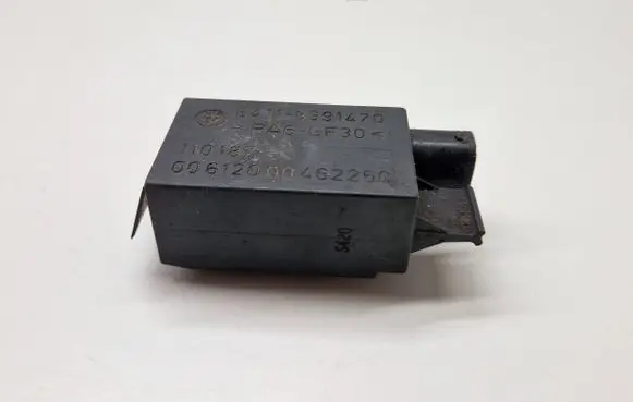 BMW 5 E39 AUC sensor 8391470