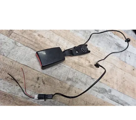 Mitsubishi Colt Front seatbelt buckle A4548600405 602911400 MN108298