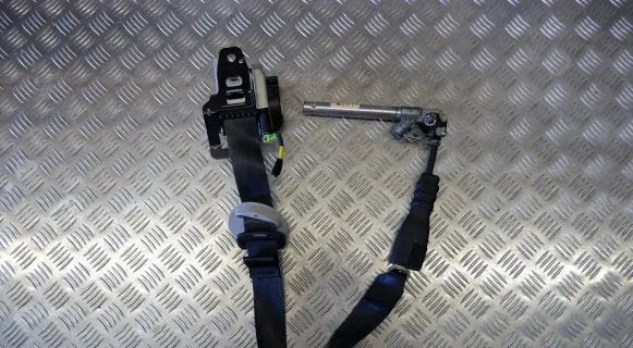 Hyundai Tucson TL Front seatbelt 88810D7200TTX 88831D7000TRY