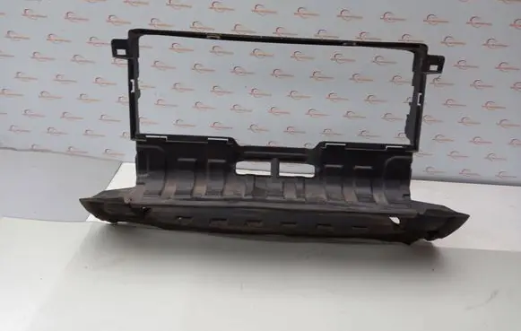Land Rover Freelander Intercooler air channel guide 6H5217F017AD