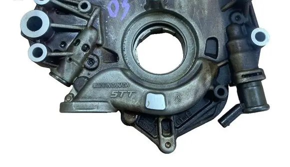 Cadillac Escalade IV Oil pump 12696357