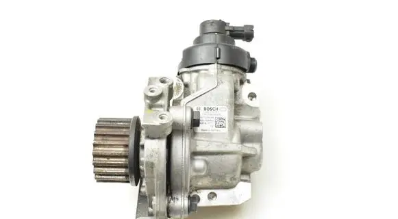 Renault Megane IV Fuel injection high pressure pump 167003606R