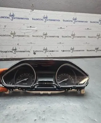 Peugeot 2008 I Speedometer (instrument cluster) 9805975780 MATT2010