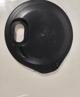 Fuel tank mounting bracket