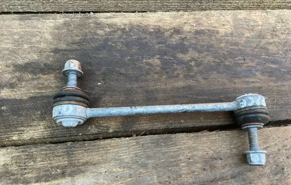 Rear anti-roll bar/stabilizer link