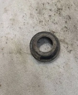 Audi A8 S8 D2 4D Coil spring/strut mount 