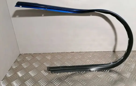 Toyota Corolla E120 E130 Front door trim (molding) 7573530170J