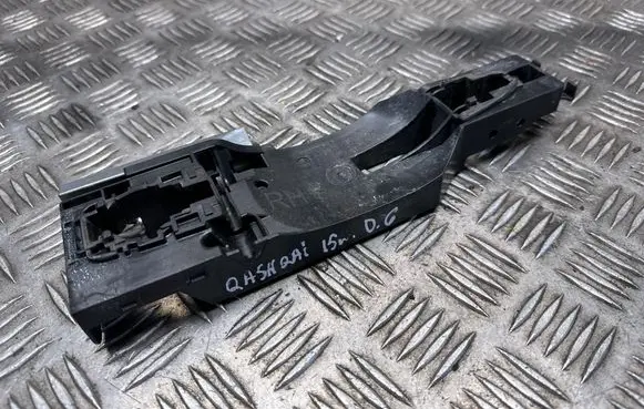 Nissan Qashqai Rear door exterior handle/bracket 8061021133