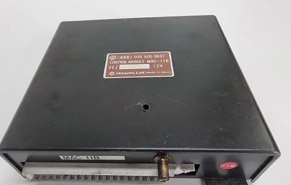 Audi 200 Engine control unit/module 035905383T 6604 CC04
