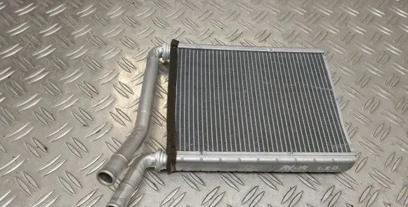 Toyota Avensis T270 Heater blower radiator