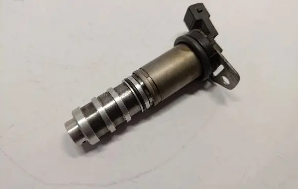 BMW 5 F10 F11 Camshaft vanos timing valve 8605123 11368605123 11367585776
