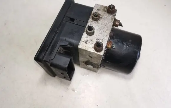 Opel Zafira B ABS Pump 13234911 10096005593