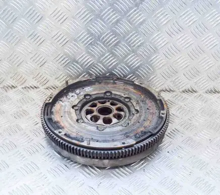 Volkswagen Golf VII Flywheel 06K105266H 062294001720
