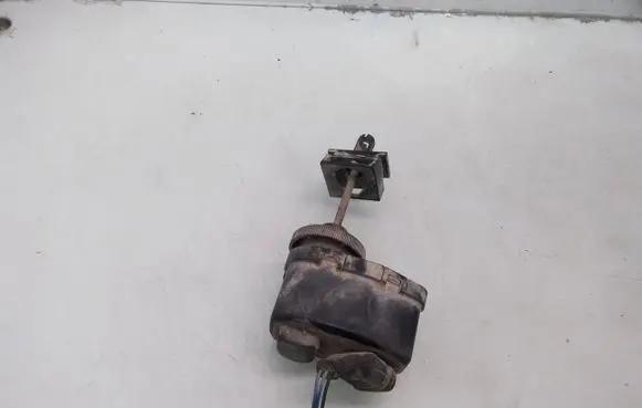 Land Rover Discovery Headlight level adjustment motor 