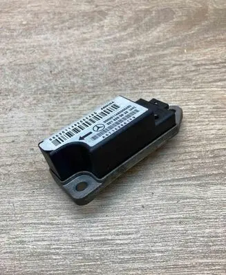 Mercedes-Benz E W210 Airbag deployment crash/impact sensor 0018205626