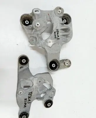 Tesla Model 3 A/C compressor mount bracket 1122968-00-B