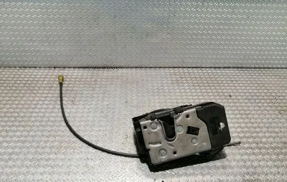 Opel Vivaro Front door lock 8200008248 91166227