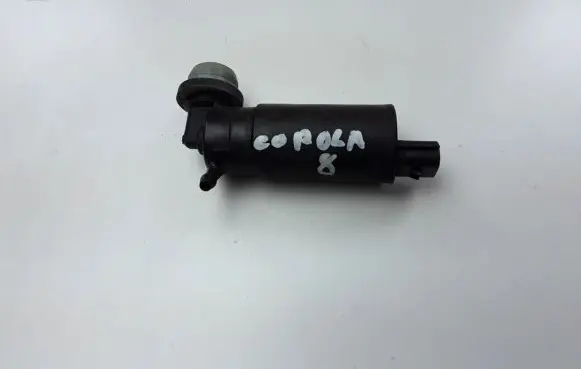 Toyota Corolla Verso AR10 Windscreen/windshield washer pump