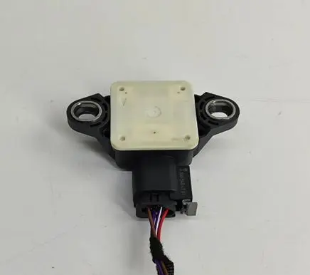 Mercedes-Benz E C207 W207 Acceleration sensor 0265005876 A0009059101