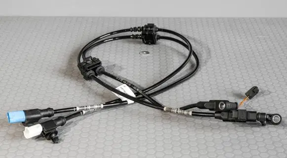 Mercedes-Benz Sprinter W907 W910 ABS wheel speed sensor A9075405640