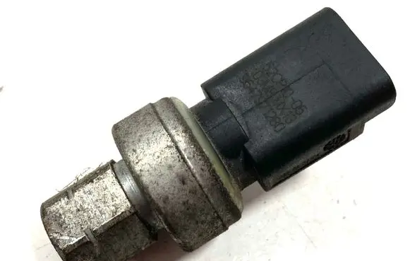 Peugeot 207 Air conditioning (A/C) pressure sensor 9647971280 52CP1005 03M8MX13