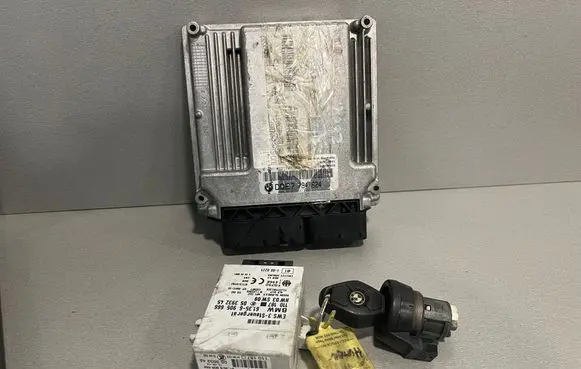 BMW 3 E46 Engine ECU kit and lock set 7794624