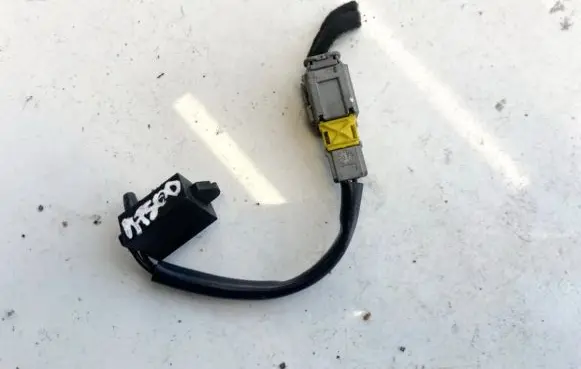 Clutch pedal sensor