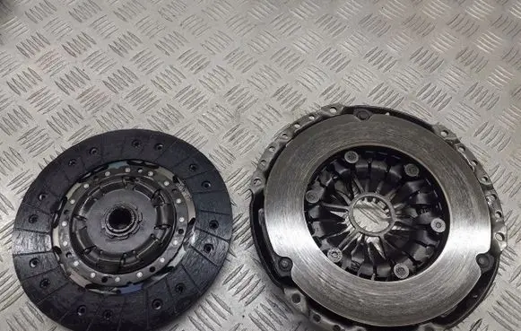 Opel Zafira B Clutch pressure plate 