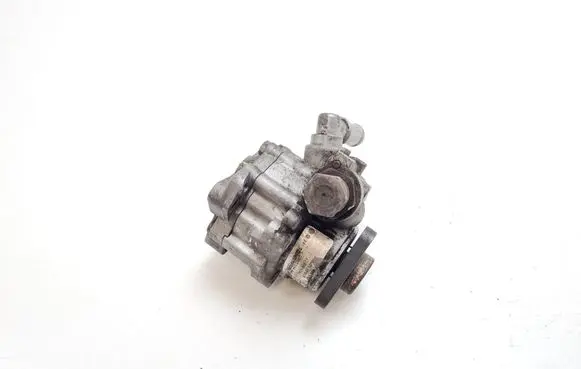 Audi A4 S4 B6 8E 8H Power steering pump 8E0146155