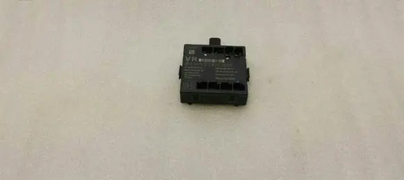 Mercedes-Benz E W212 Door control unit/module A2128203685